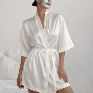 Kimono Robe Luxurious Soft Satin Bridesmaid short Robe for Women one size fits